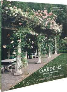 Product image: GARDENS PRIVATE AND PERSONAL: A Garden Club of America Book